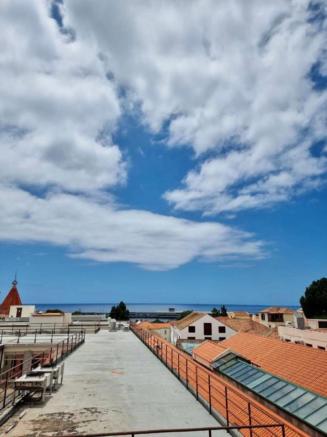 Carreira Apartments Harbour View Free Parking In Heart Funchal Exterior photo